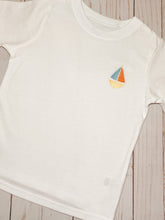 Load image into Gallery viewer, Mini Sailboat